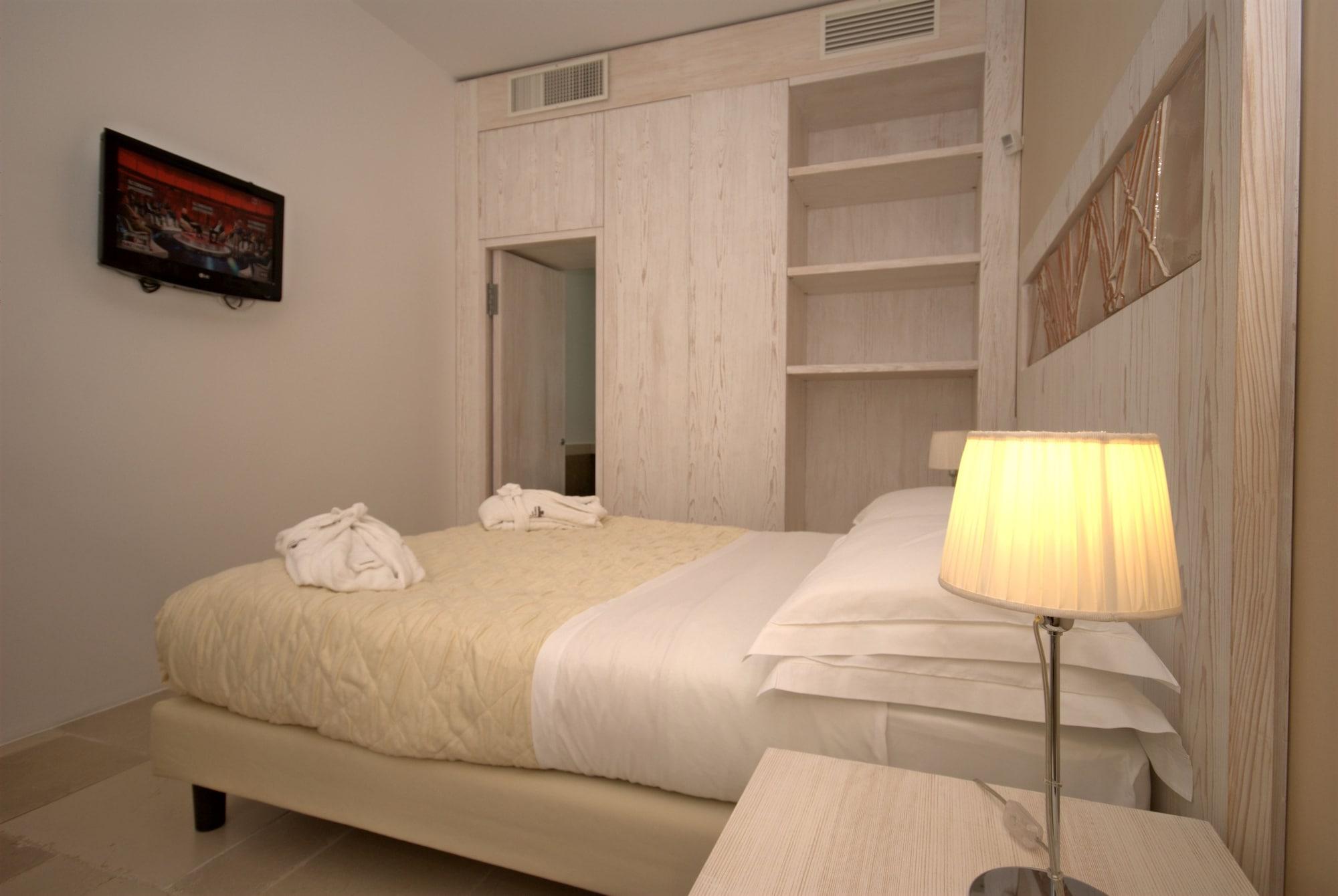 Masseria Corda Di Lana & 4* Torre Lapillo